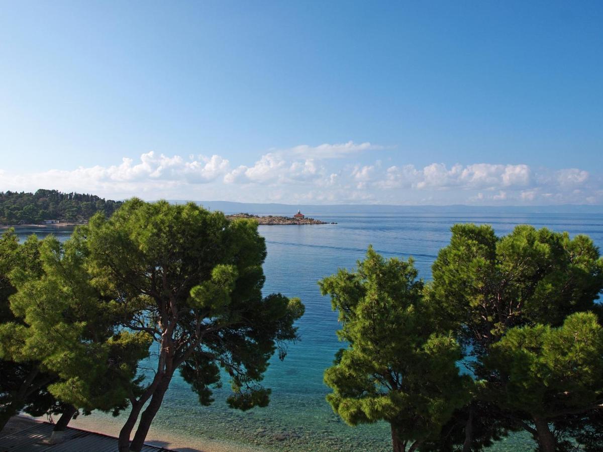 Apartments Beach Макарска Экстерьер фото