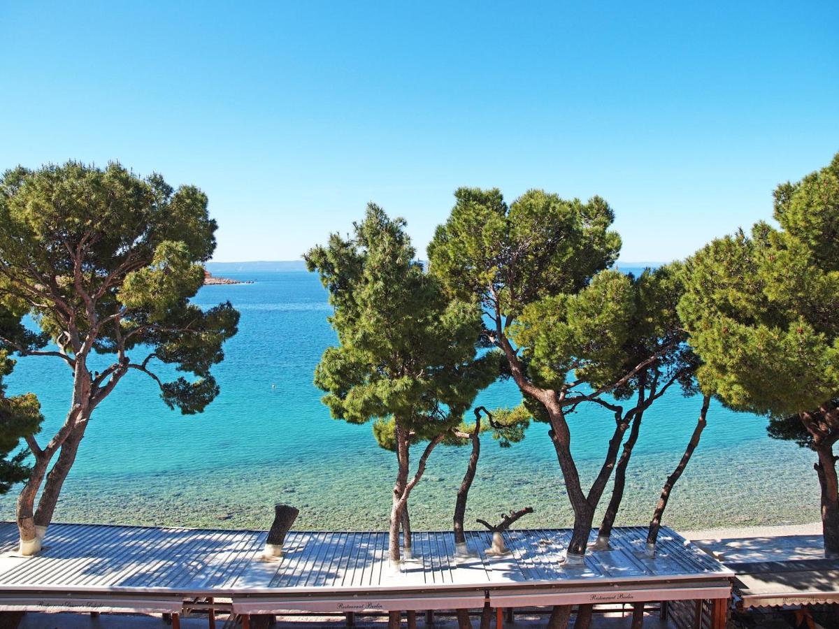 Apartments Beach Макарска Экстерьер фото